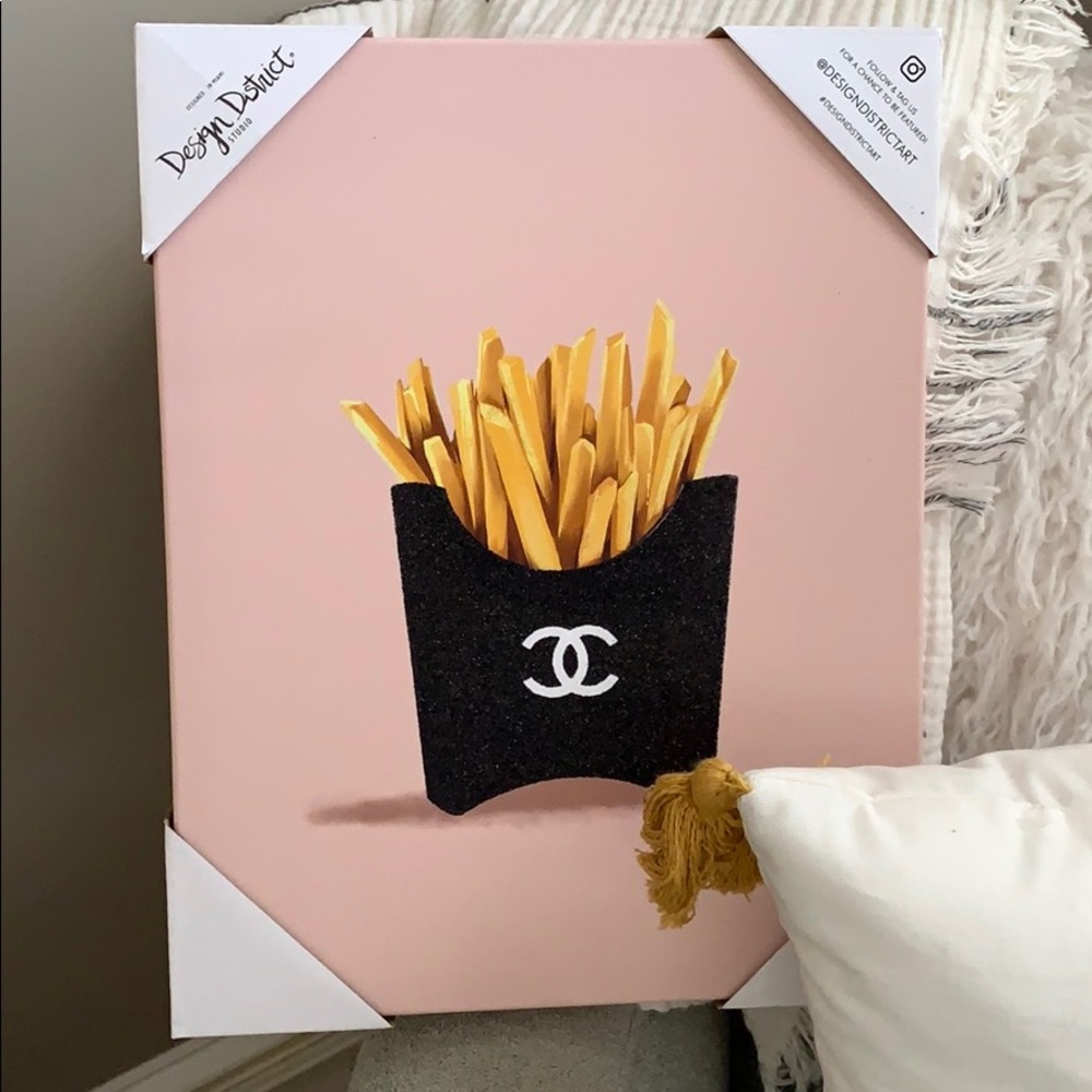 Design District Boujee Fries “Chanel” art